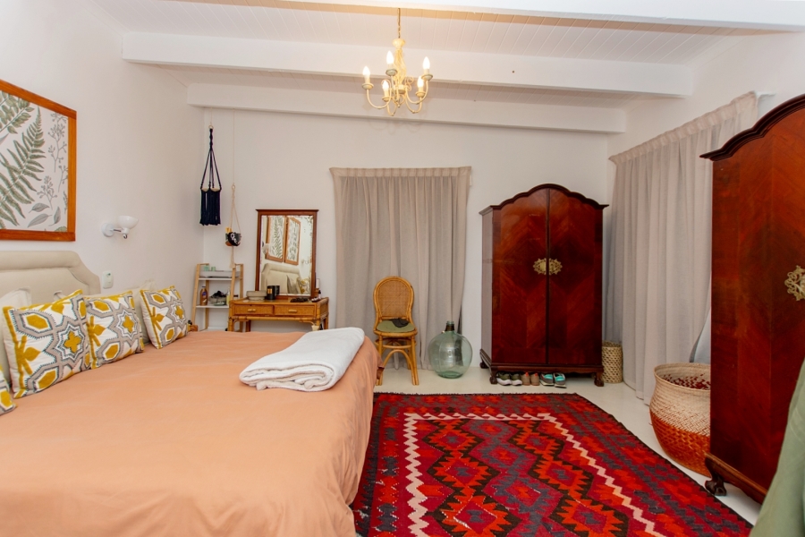 7 Bedroom Property for Sale in Paternoster Western Cape